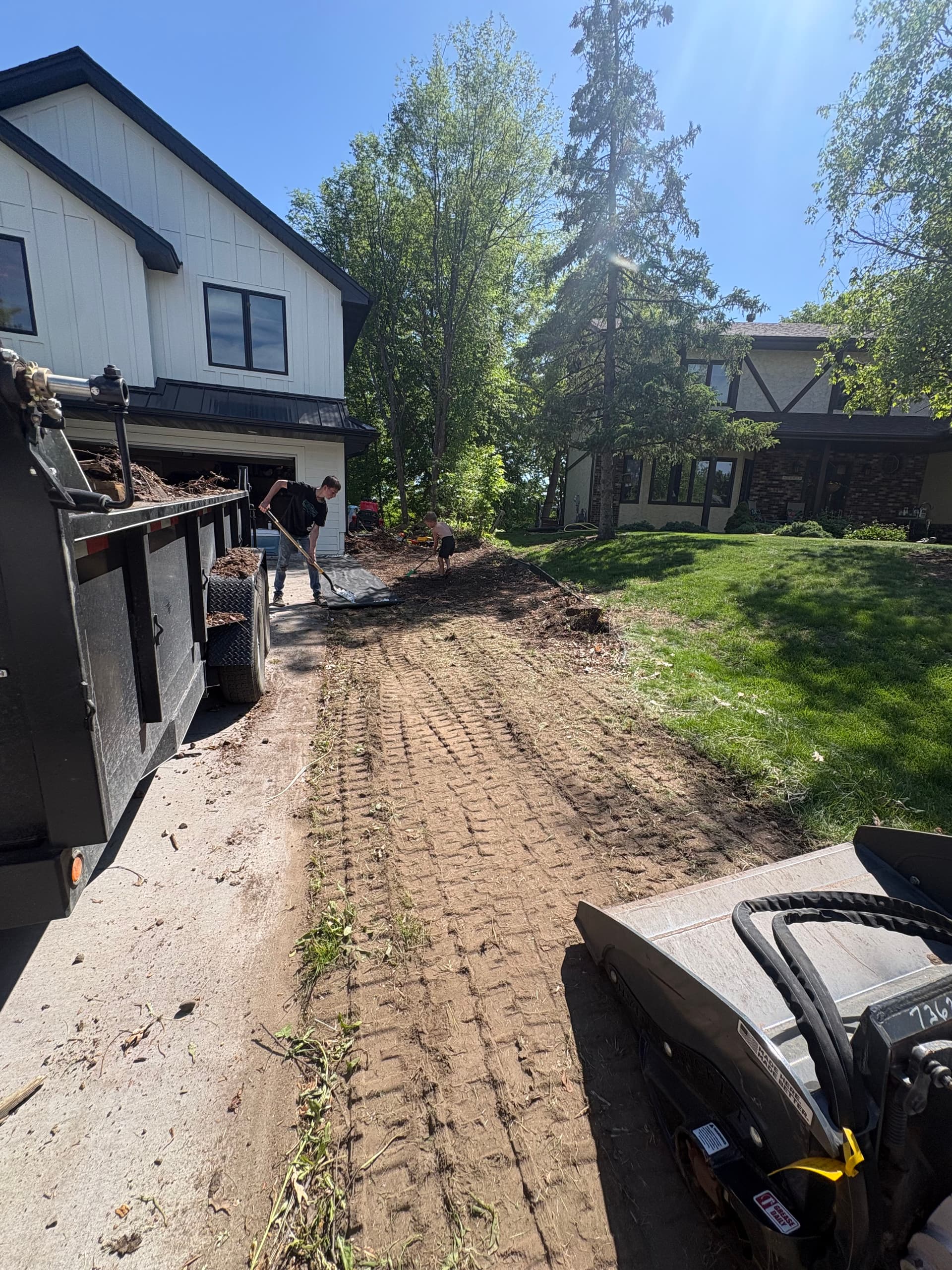 Gallery photos for Driveway Grading and Rock Work Done Right: Image #1